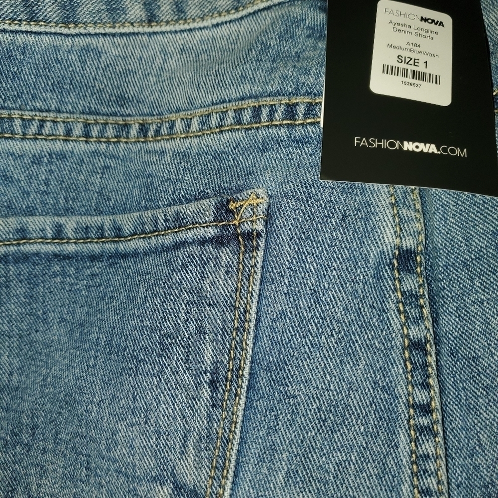 New Fashion Nova's Ayesha Longline Distressed Denim Shorts Women's Size 1 Small - Picture 5 of 5